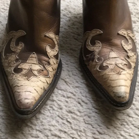 DJP/BRONZE METALLIC & TANw SNAKESKIN ANKLE BOOTS - Picture 4 of 8